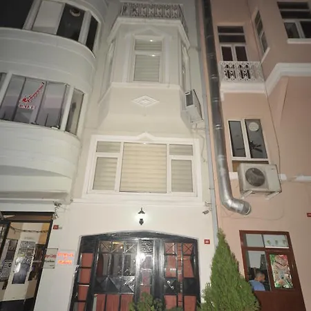 Aparthotel Istiklal St. House 3*