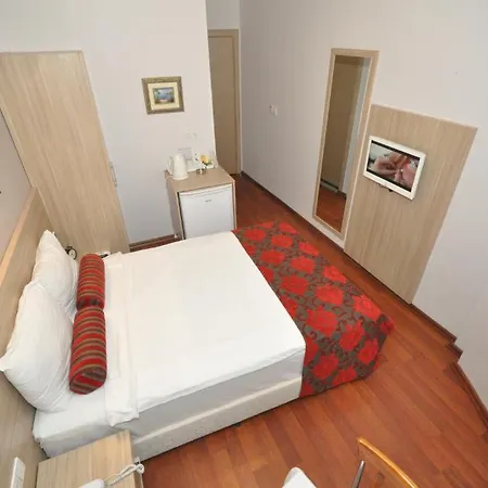 Istiklal St. House 3*