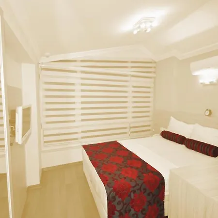 Istiklal St. House 3*